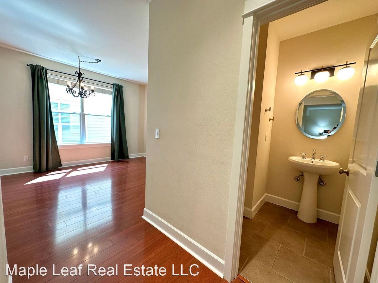 7045 Delridge Way Sw - Photo 3 of 39