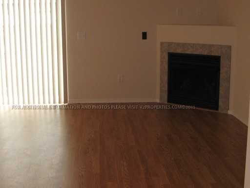878 NE Linden Ave - Photo 3 of 6