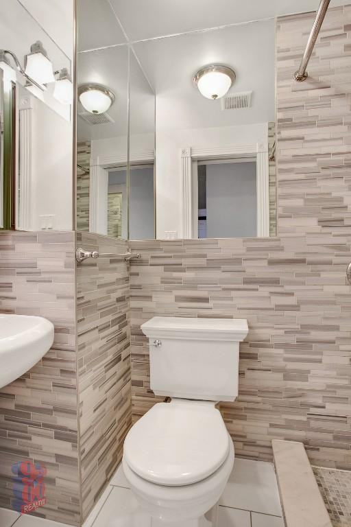 Avenue a #8F - Photo 6 of 10