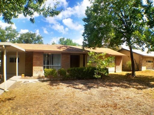 4407 Sun Gate St - Photo 2 of 20