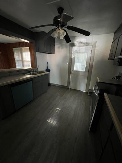 4313 Charles St - Photo 3 of 12