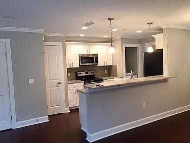 134 E Park St #134 - Photo 2 of 8