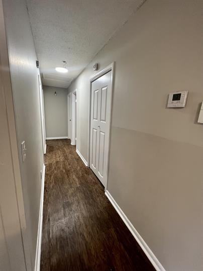 424 Vienna Cir - Photo 2 of 22