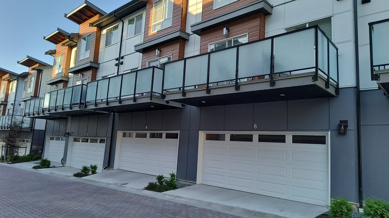 20155 84 Avenue - Photo 3 of 17