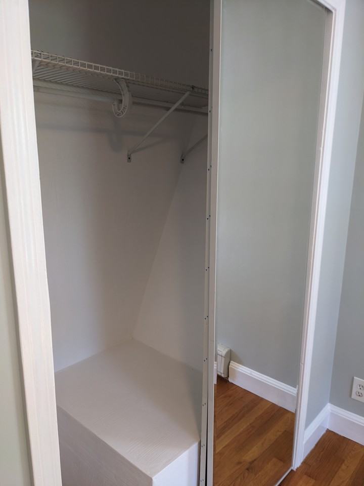 110 Williams St - Photo 2 of 19