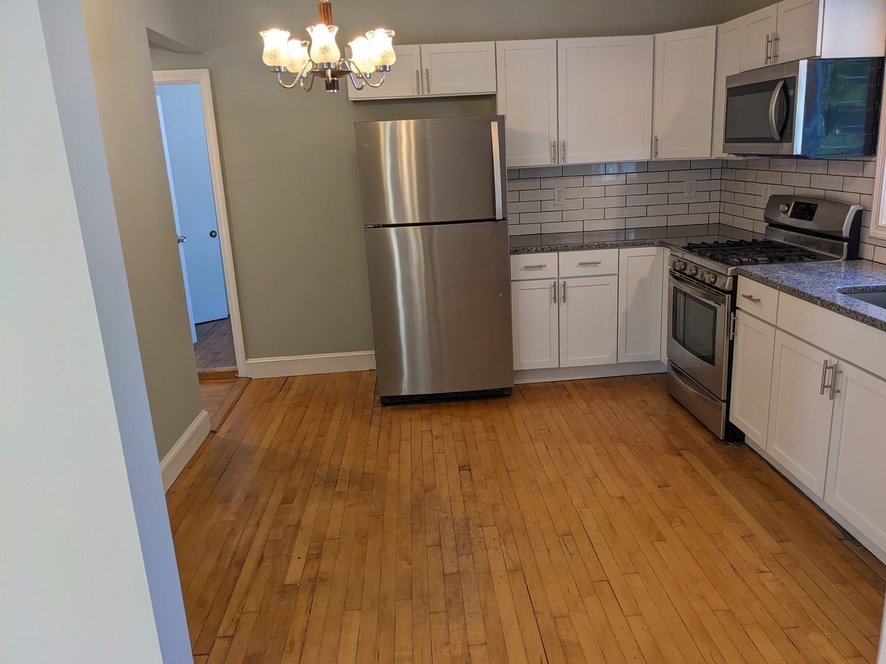 110 Williams St - Photo 3 of 19