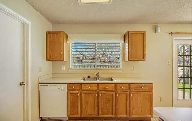 7015 Jade Field - Photo 3 of 9