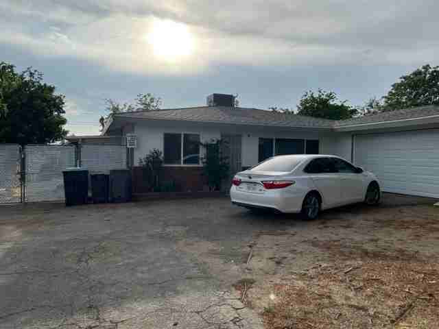 1271 N California Ave #NA - Photo 2 of 17