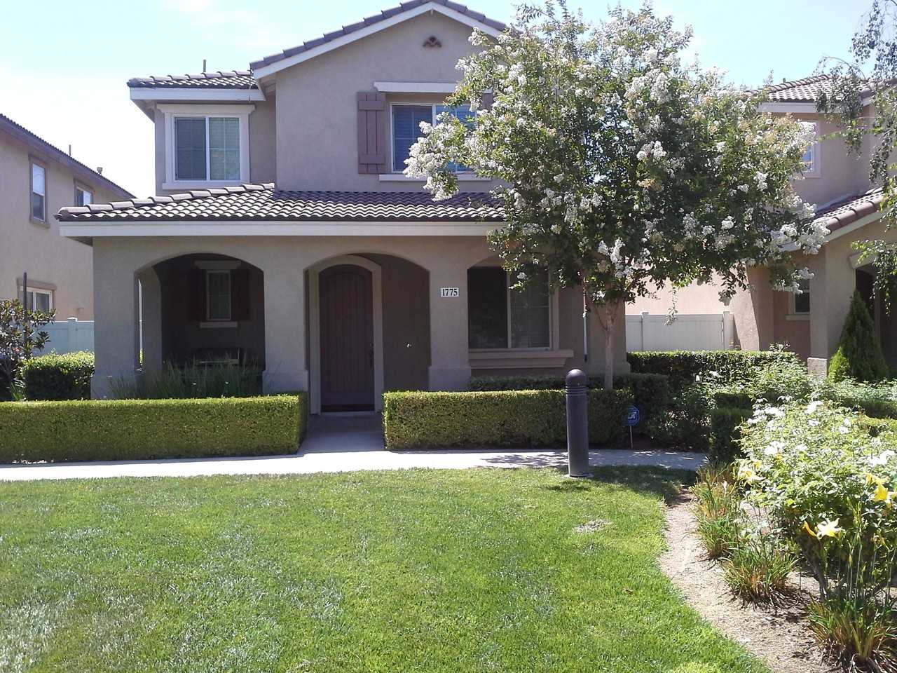 1775 Agrigento Ave - Photo 2 of 6