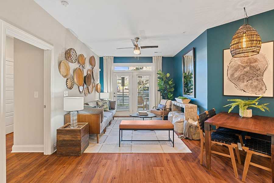 Hawthorne at Haywood - Photo 3 of 50