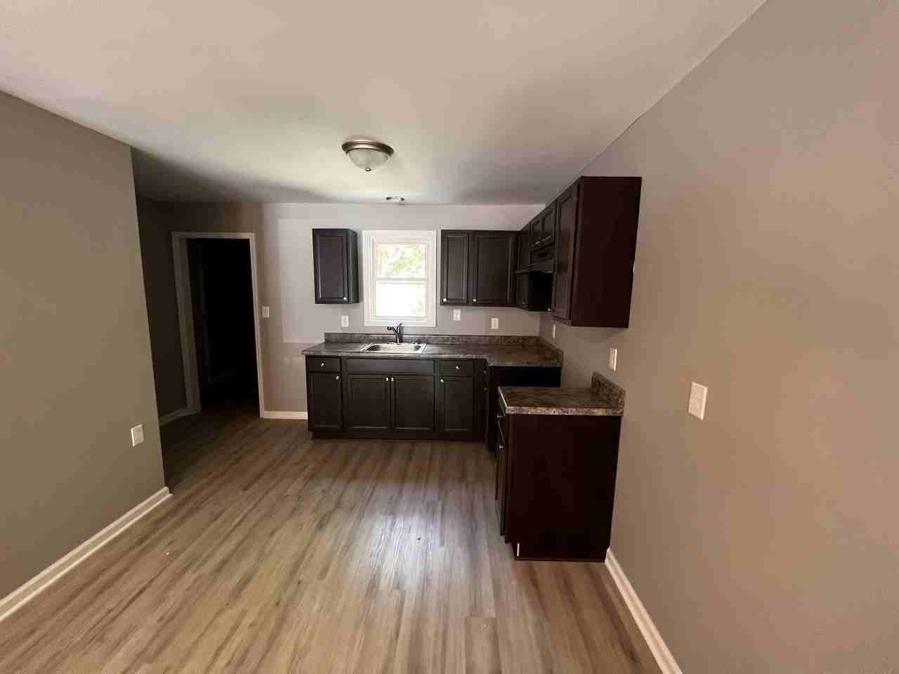 115 S Fowler Ave #1 - Photo 3 of 17