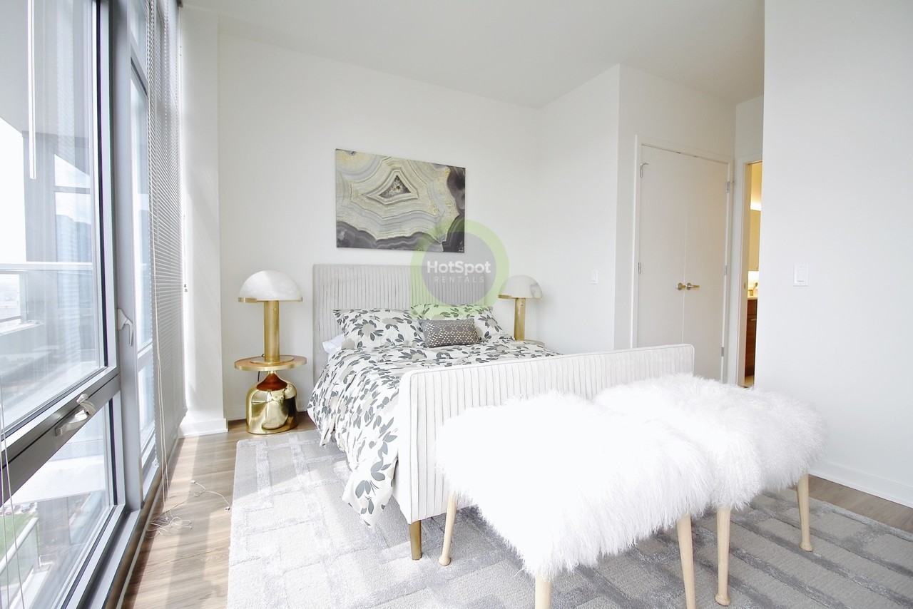 347 W Chestnut St #3-3 - Photo 5 of 13