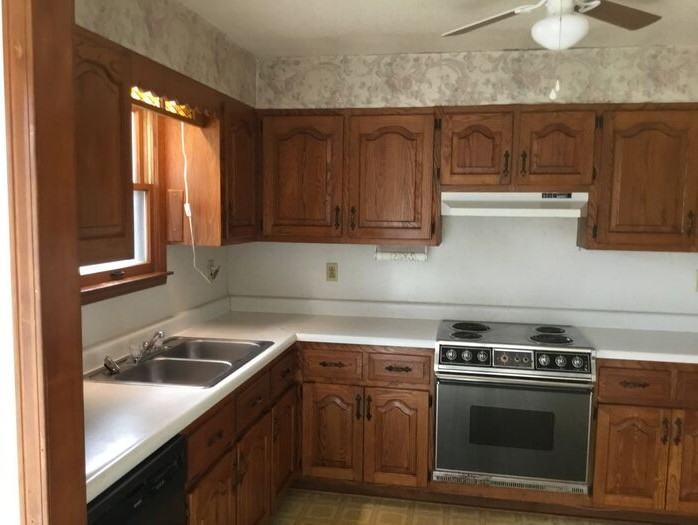 556 Ne Us Highway 60 - Photo 2 of 24