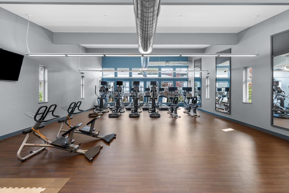 14111 Se 6th St - Photo 2 of 32