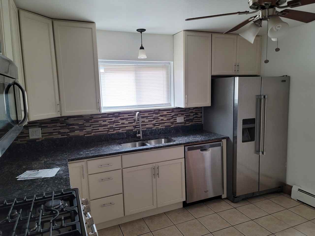 1673 N 40th Ave #NA - Photo 3 of 11