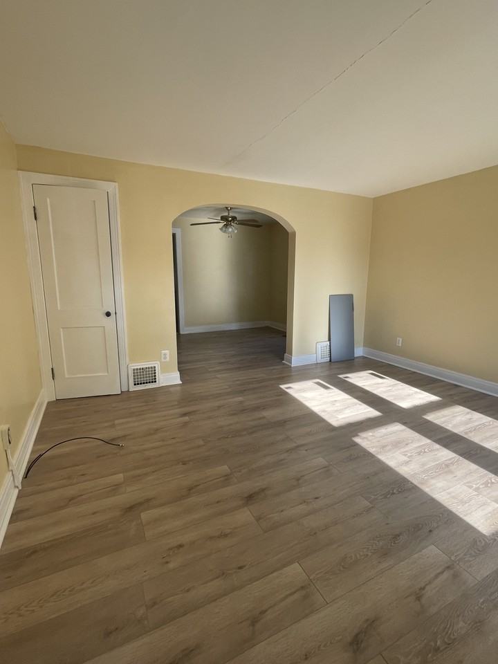 176 Highland Dr - Photo 2 of 7