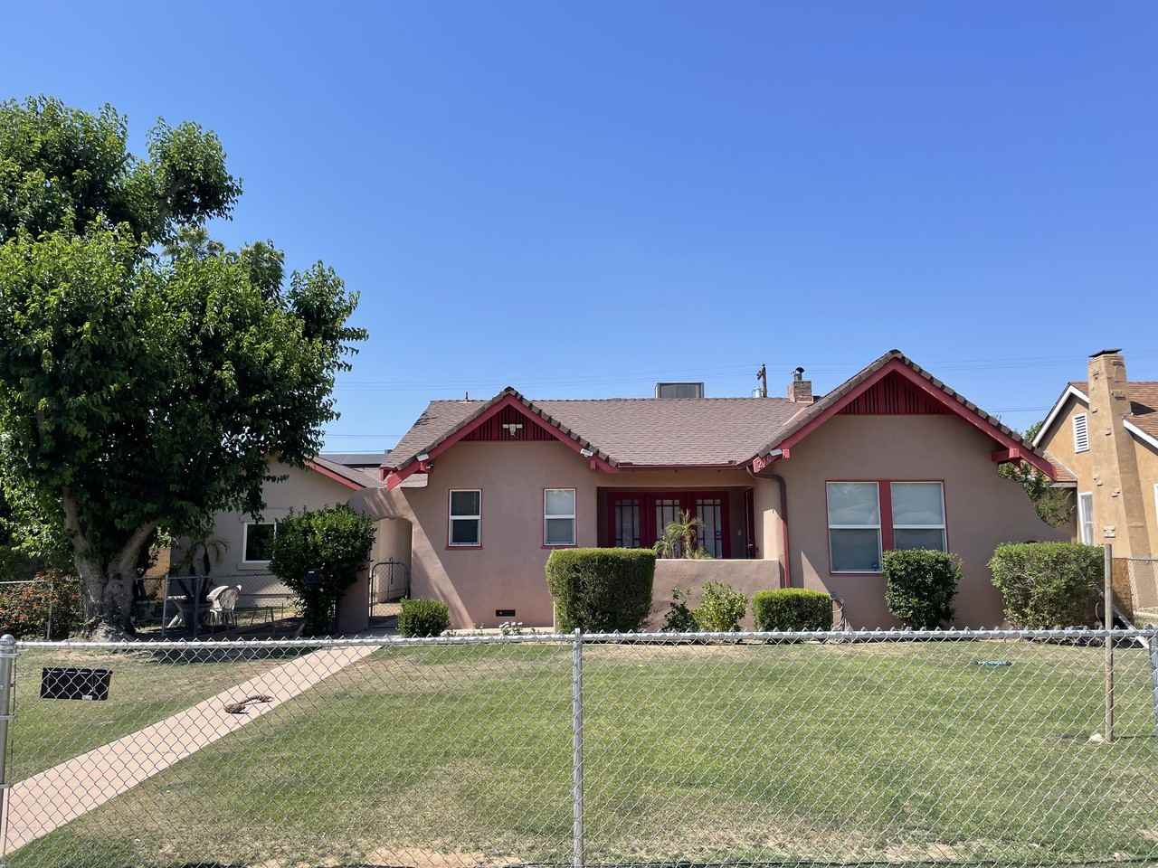 210 Quincy St #NA - Photo 2 of 8