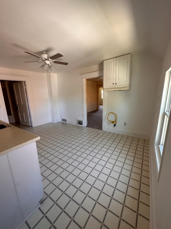 1312 1/2 Yout St - Photo 3 of 12