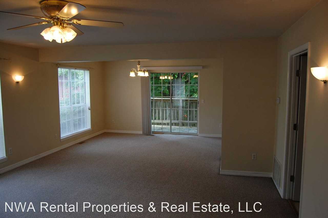 510 N Highland Ave - Photo 2 of 13