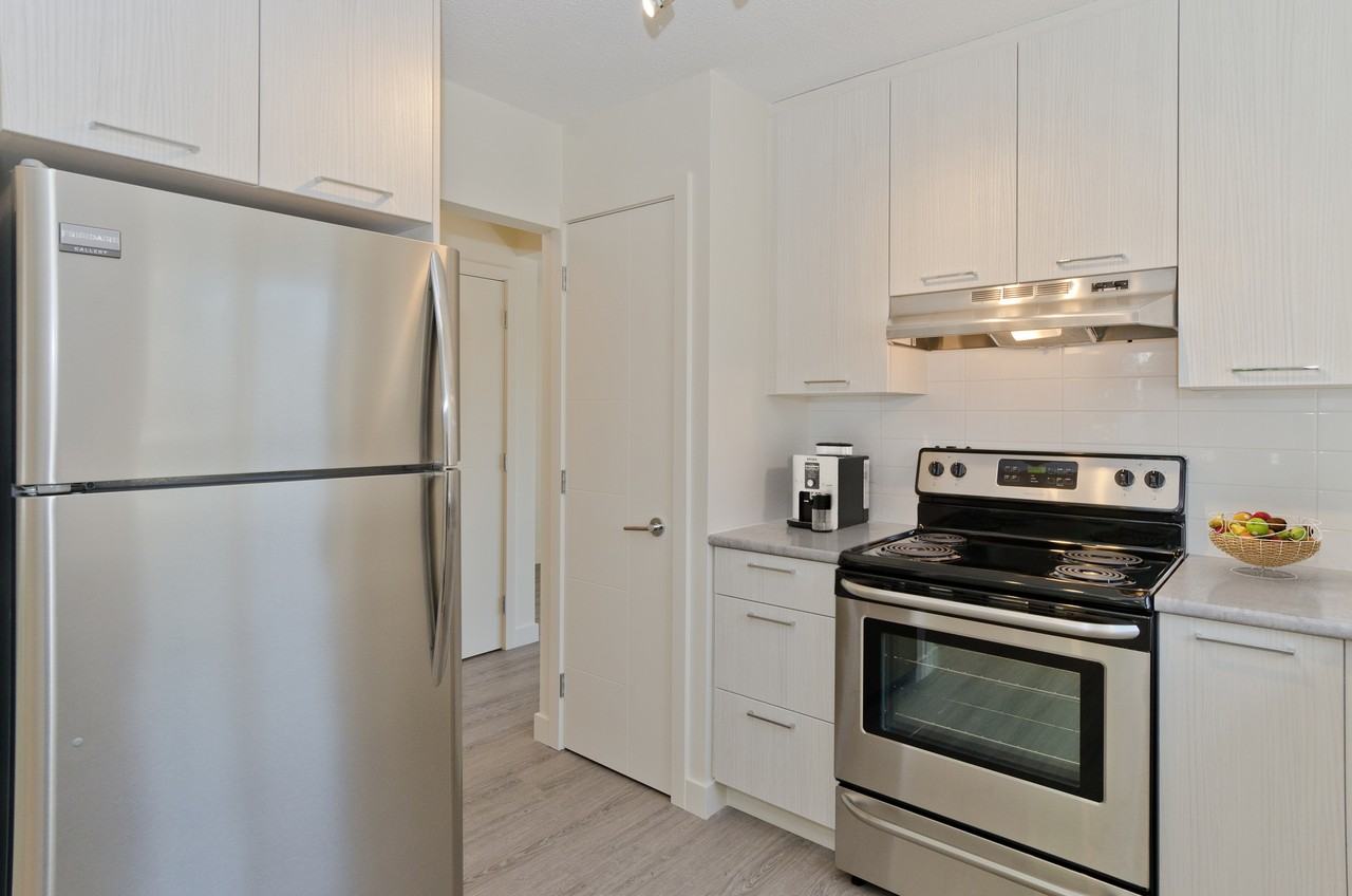 Vista Gardens - Photo 2 of 11