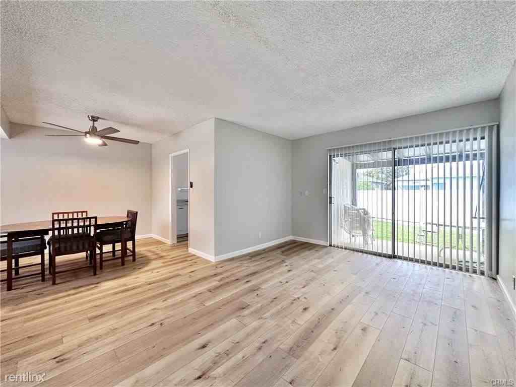 5165 Selmaraine Dr - Photo 2 of 12
