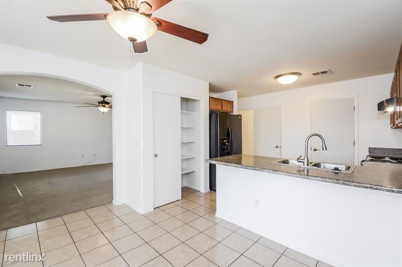 4895 E American Beauty Dr - Photo 3 of 16