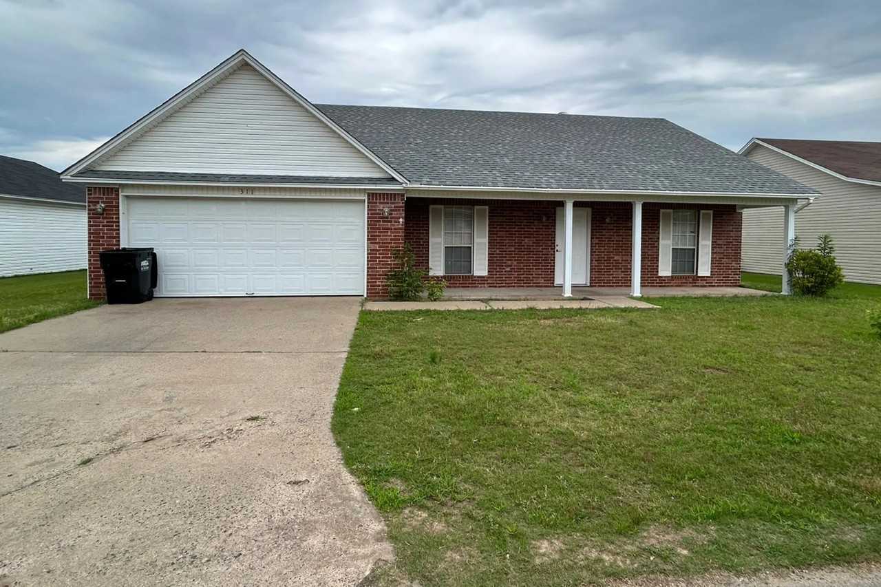 311 Gathering House Rd - Photo 2 of 13