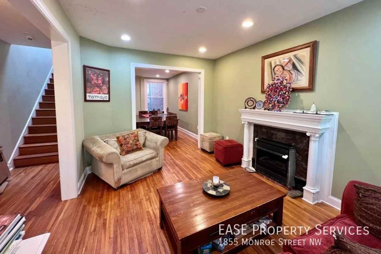 1855 Monroe St Nw - Photo 3 of 33