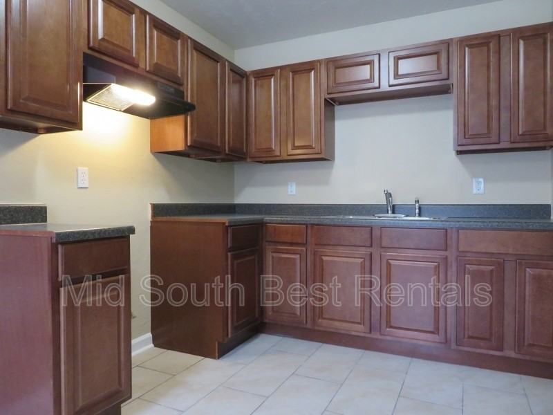 2372 Verdun St - Photo 3 of 8