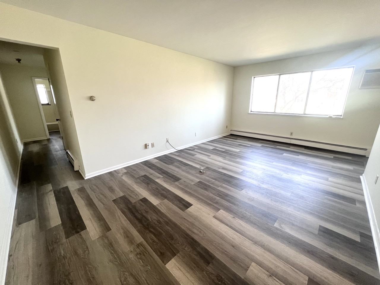 910 E Jolly Rd - Photo 3 of 11