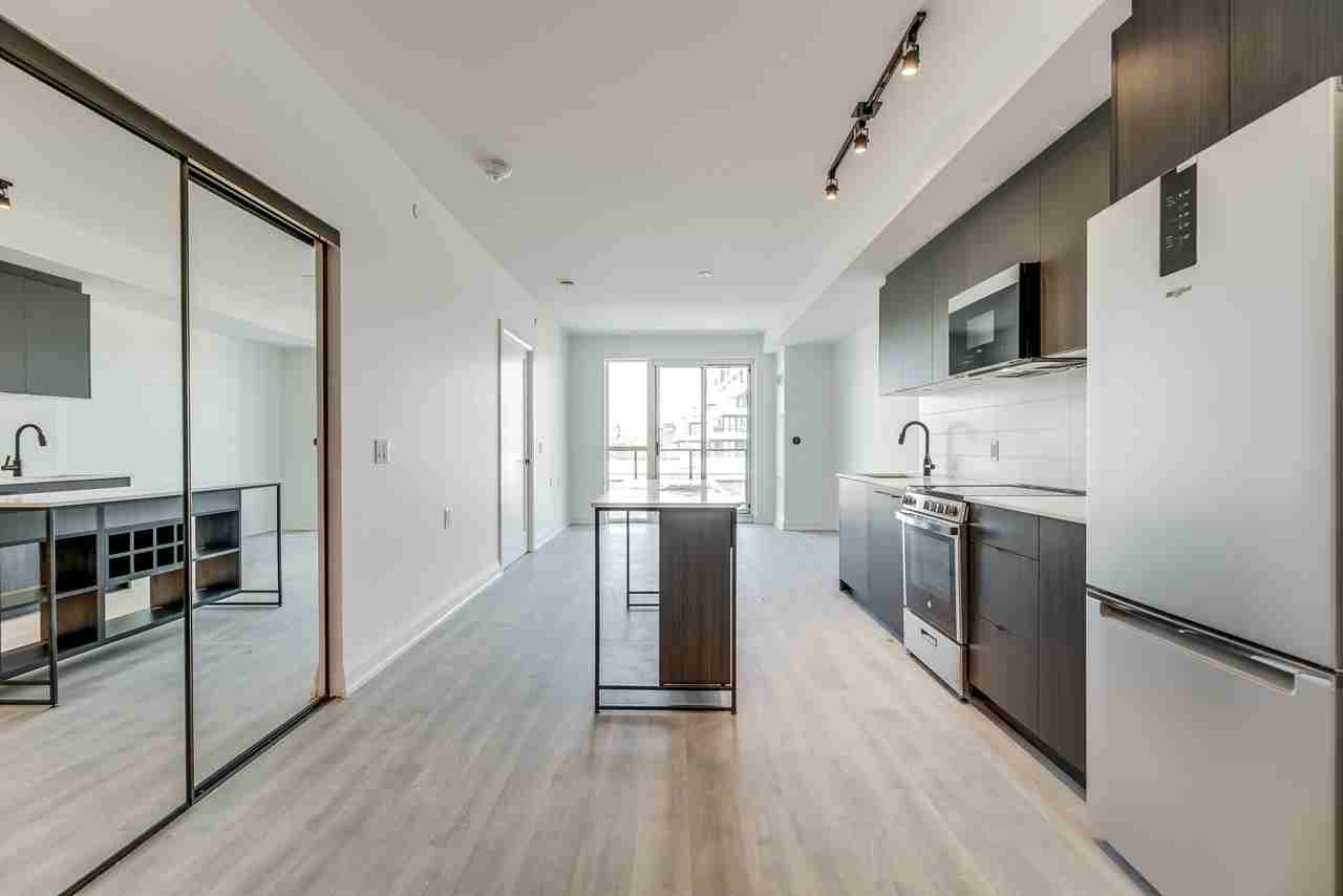 2369 Danforth Avenue #501 - Photo 6 of 23