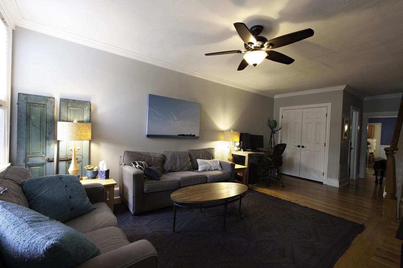 1809 Lovering Ave - Photo 3 of 12