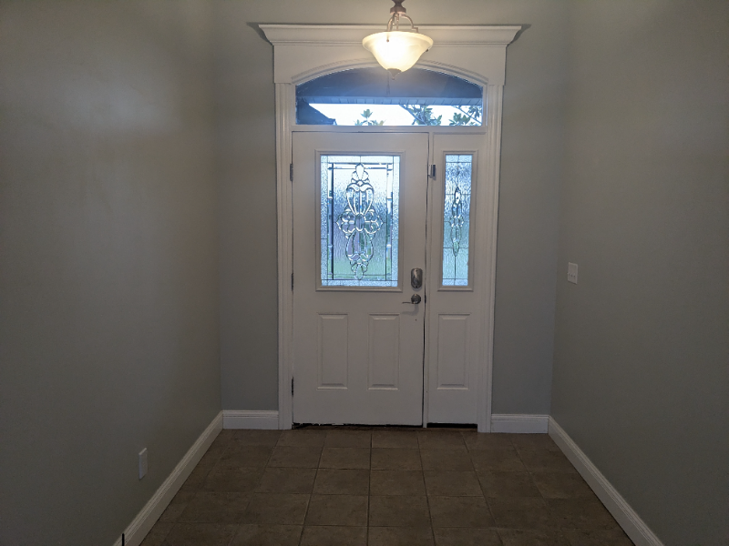 915 Golden Eye Ct - Photo 2 of 13