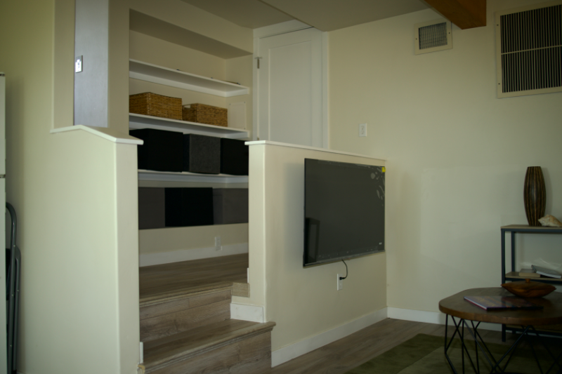 1551 Monmouth Dr - Photo 7 of 12