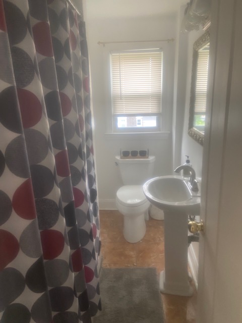 6213 Baltic St #201 - Photo 5 of 6