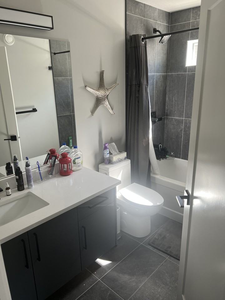 13117 208A Street Nw - Photo 3 of 5