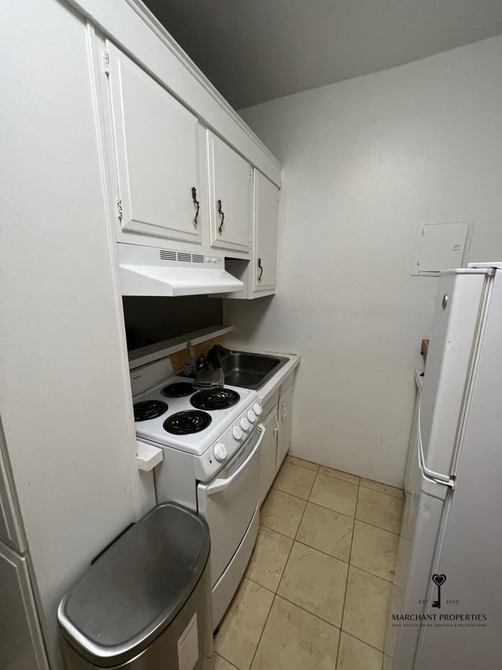 1225 Beacon St #412 - Photo 4 of 14