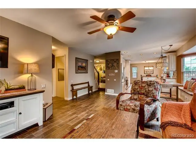 7463 Berkeley Court Castle P - Photo 7 of 23