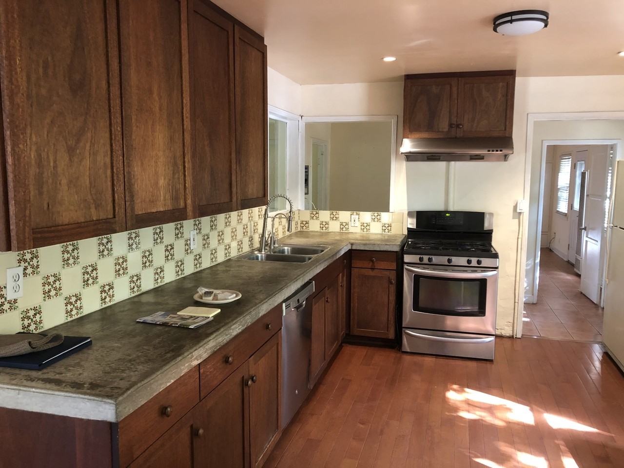 384 Brooks Ave #NA - Photo 2 of 8