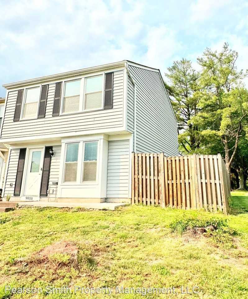 9050 Saint Steven Ct - Photo 2 of 22