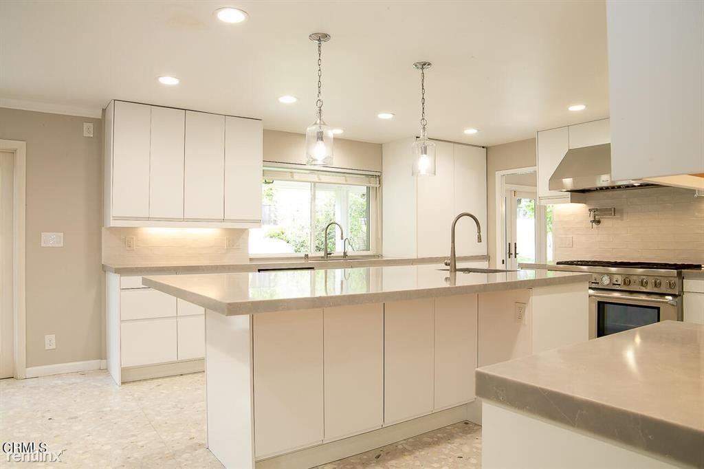 2507 Whittier Dr - Photo 2 of 7