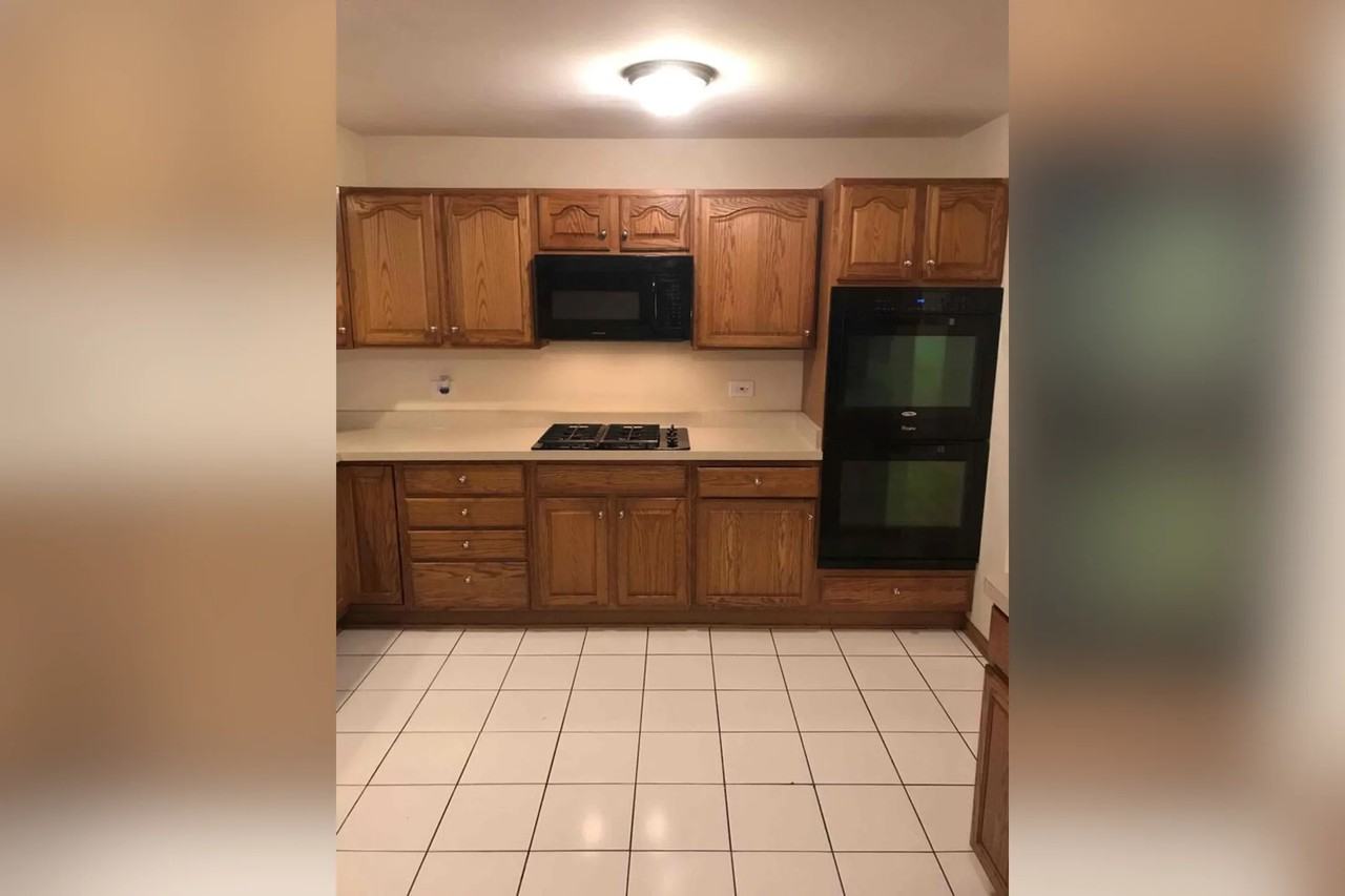 534 N Longwood Dr - Photo 3 of 5