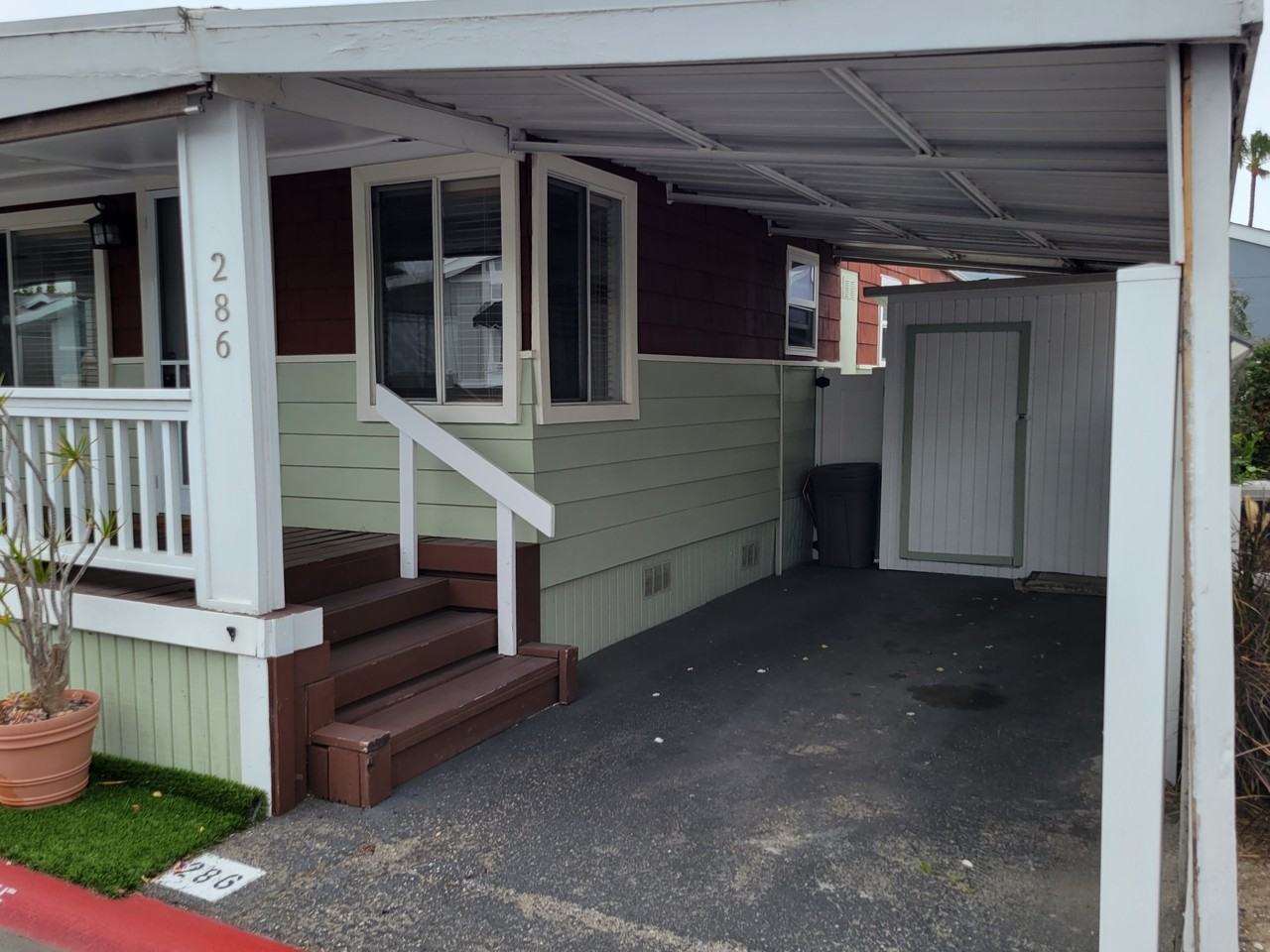 286 Mayflower Dr - Photo 3 of 41