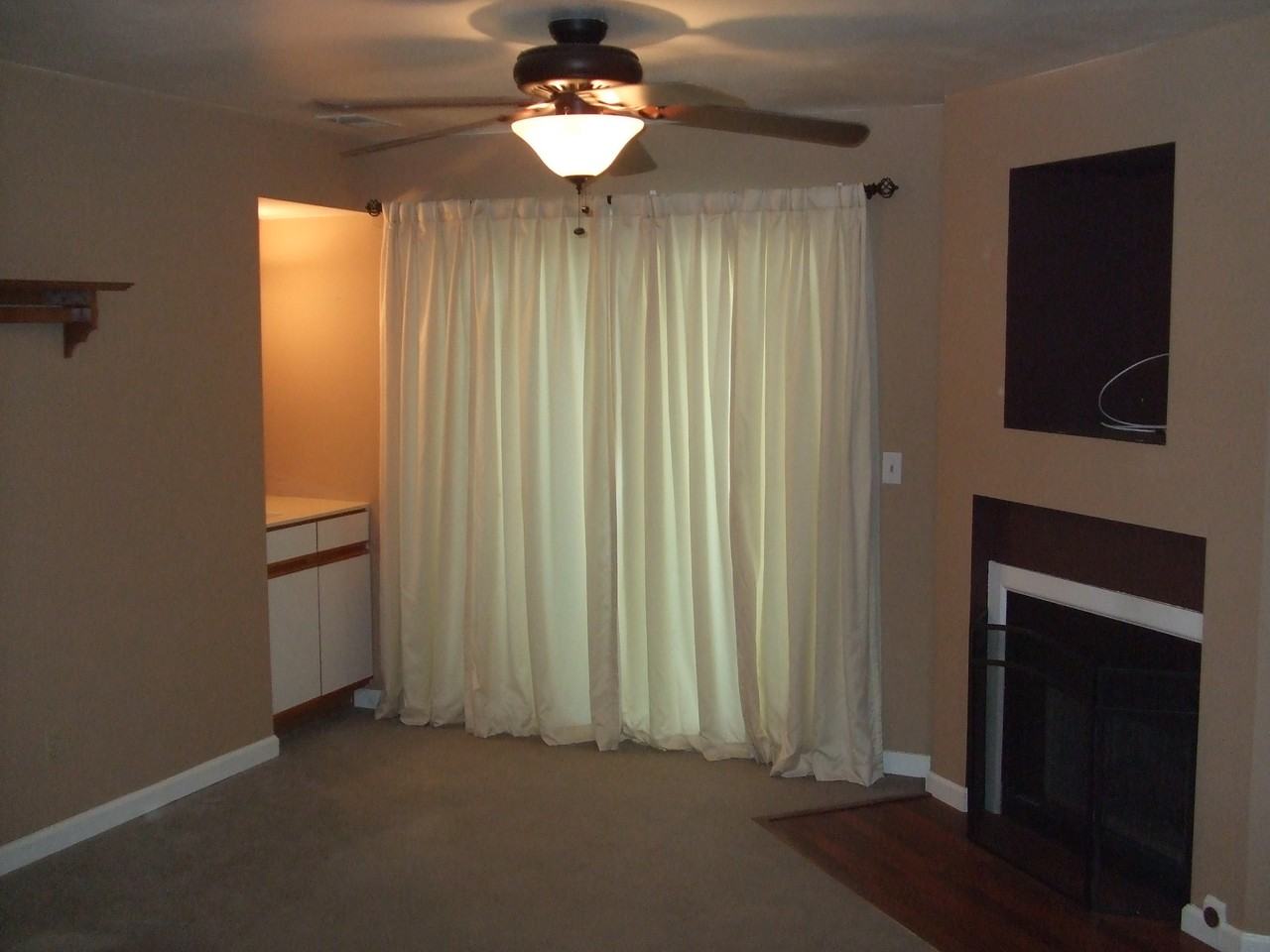 142 Jubilee Hill Dr #E - Photo 3 of 7