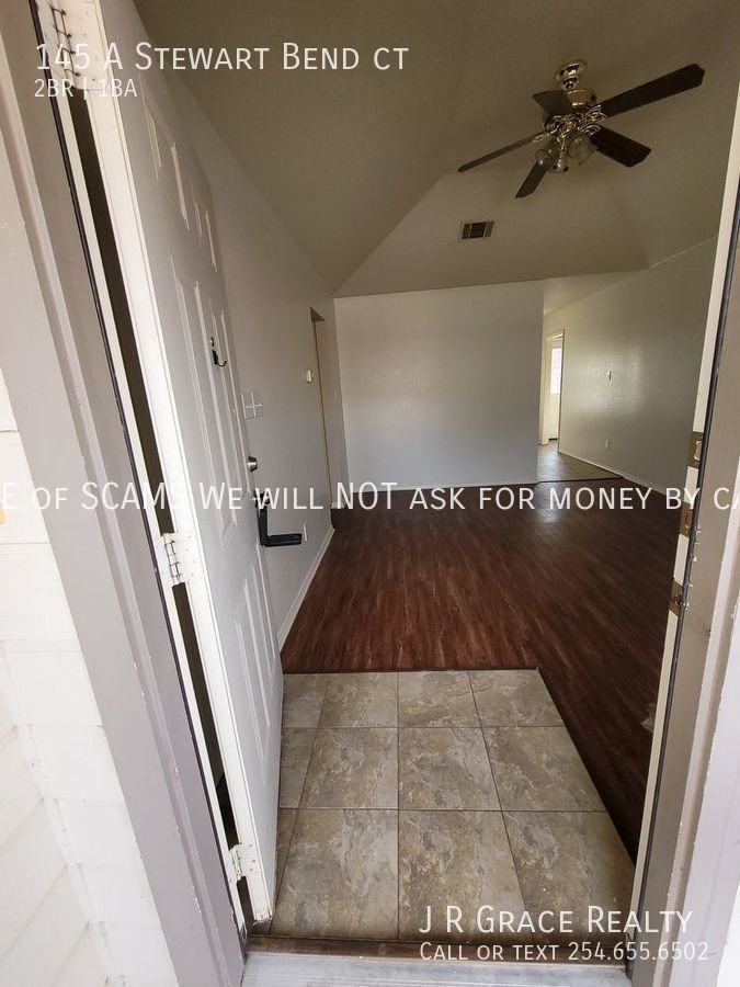 145 Stewart Bend Ct Apt A - Photo 2 of 12