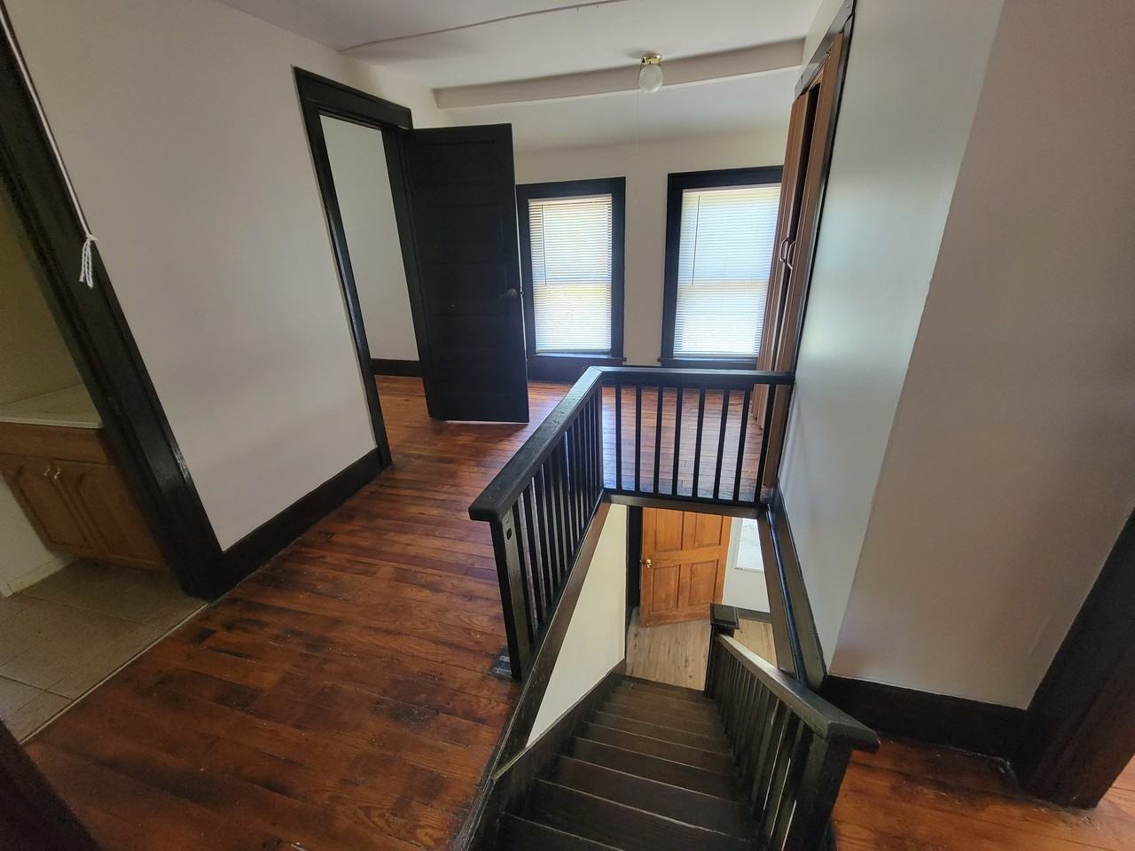 17 Pine St #NA - Photo 3 of 21