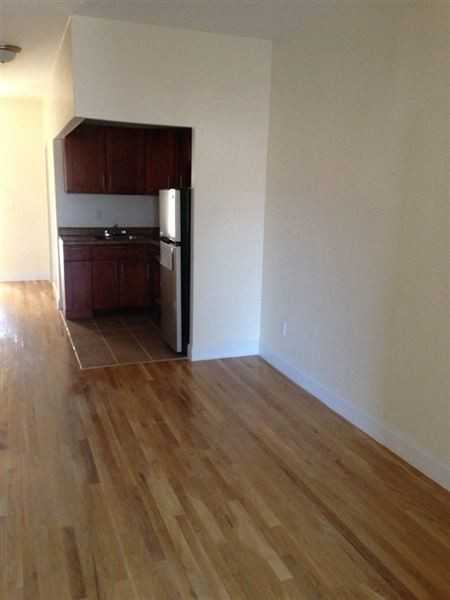 Fulton Street and Eastern Parkway Extension Apartments Fulton St, New