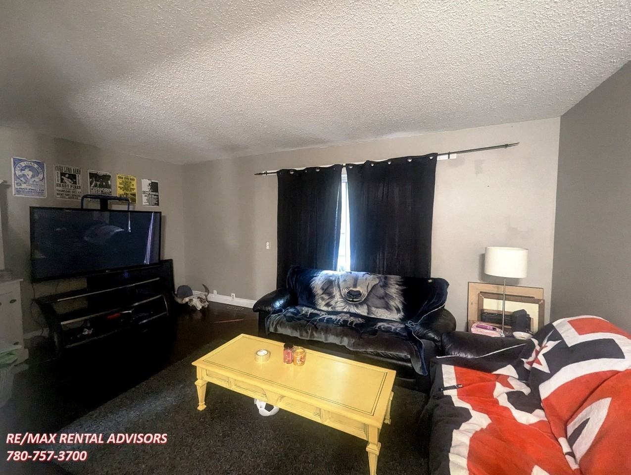 210 Woodbridge Way - Photo 3 of 9