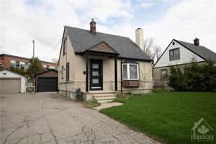 929 Merivale Rd  