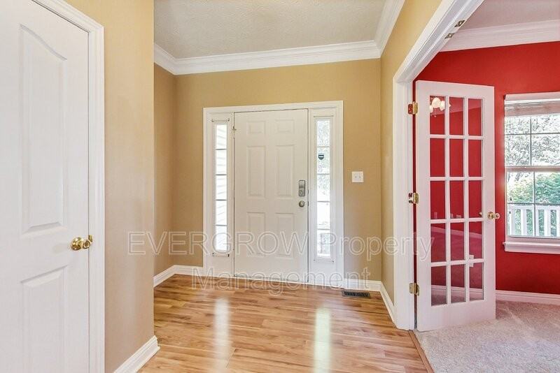 1047 Andrew Ct - Photo 5 of 50